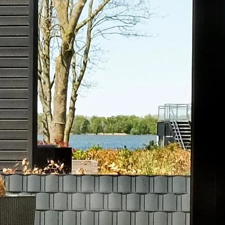 בקתה Cube Exclusive Mit Meerblick Am Im Europarcs Bad Hoophuizen *